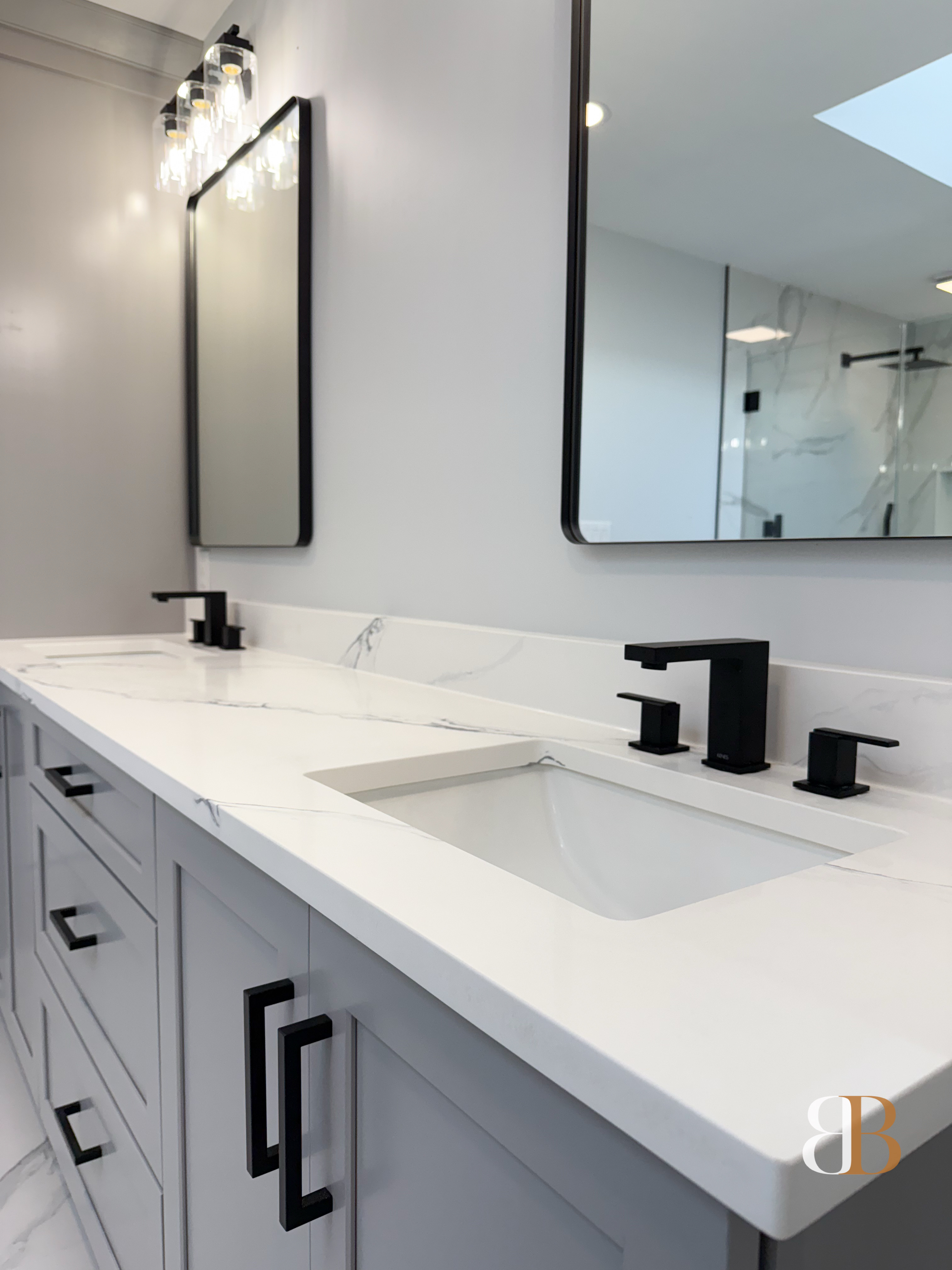 Quartz vanity top in a B&B Associates bathroom renovation